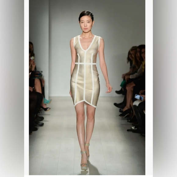 Narces cream  beaded swordfish bodycon sleeveless evening dress M - Picture 6 of 6